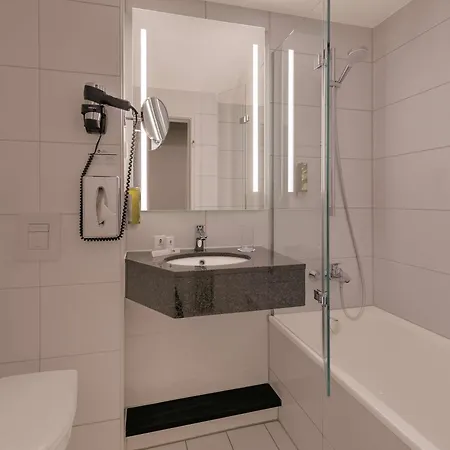 Western Mitte 4*