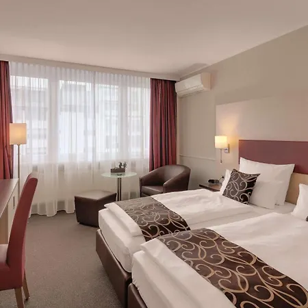 Western Mitte Hotel 4*