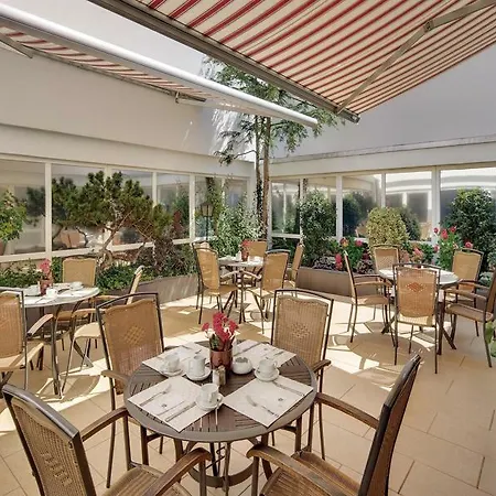 Hotel Western Mitte 3*