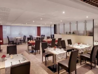 מלון Western Mitte 4*