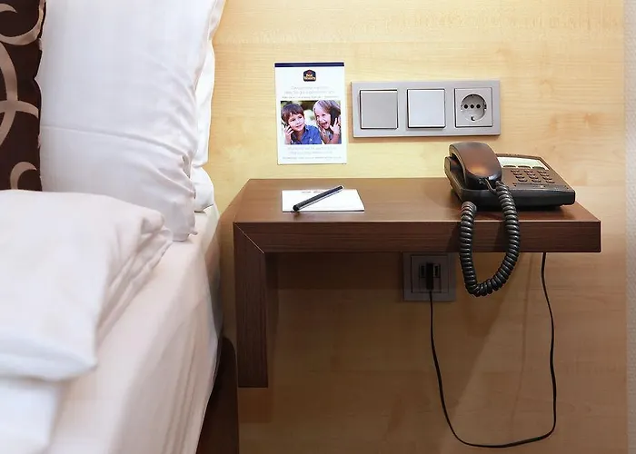 Western Mitte 4* דארמשטאדט