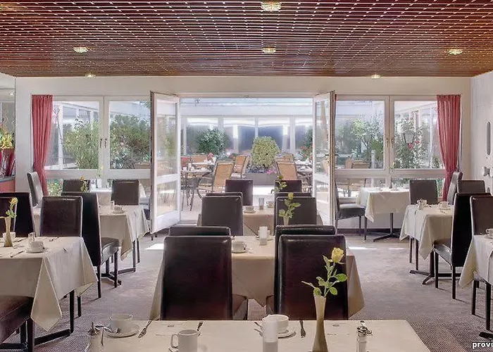 Western Mitte Hotel 4*